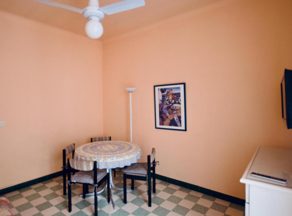Appartement 2 Les Clematites Menton Exterior foto